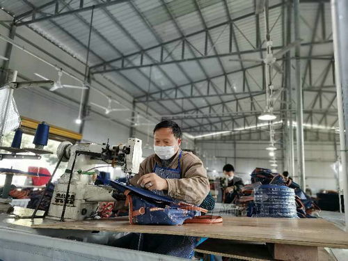 瀘縣點(diǎn)亮脫貧攻堅(jiān) 統(tǒng)戰(zhàn) 名片